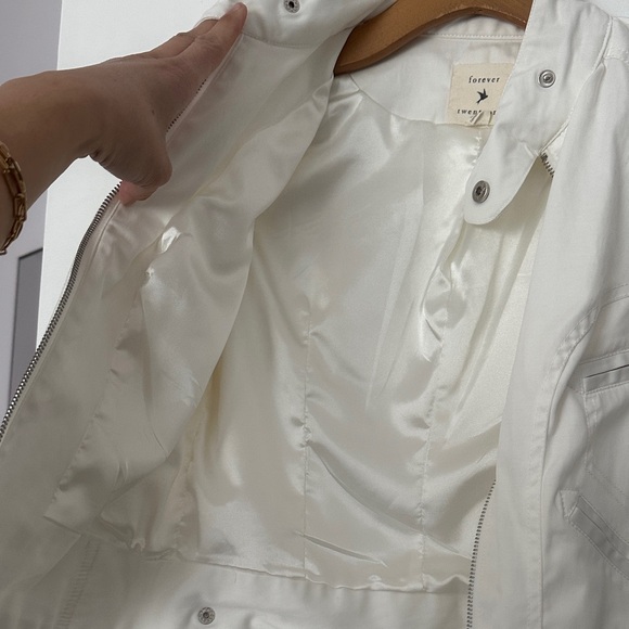 💫 Flash Sale💫White Moto Jacket - Picture 10 of 12